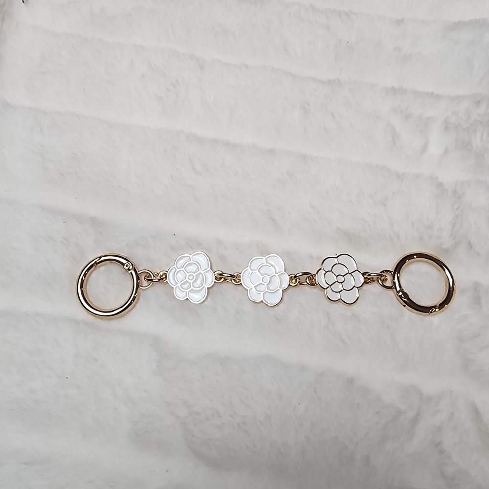 White Floral Keychain with Gold Accents - Picture 1 of 1